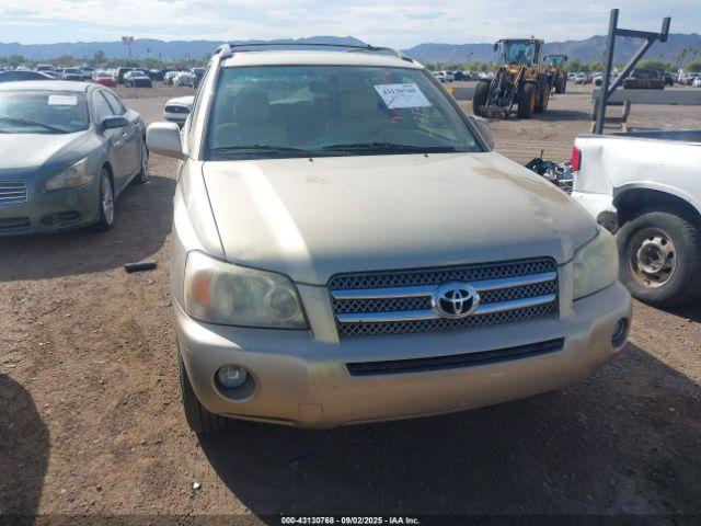  Salvage Toyota Highlander