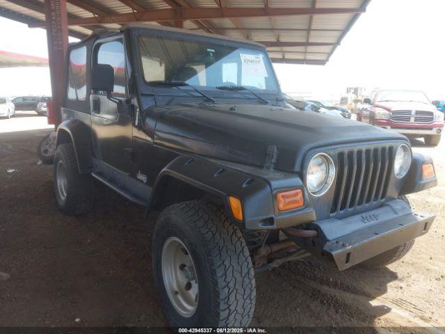  Salvage Jeep Wrangler