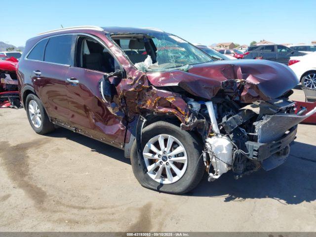  Salvage Kia Sorento