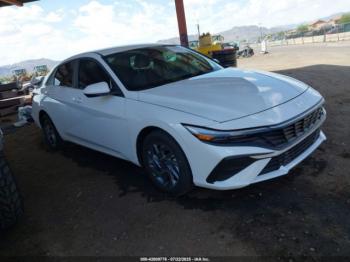  Salvage Hyundai ELANTRA