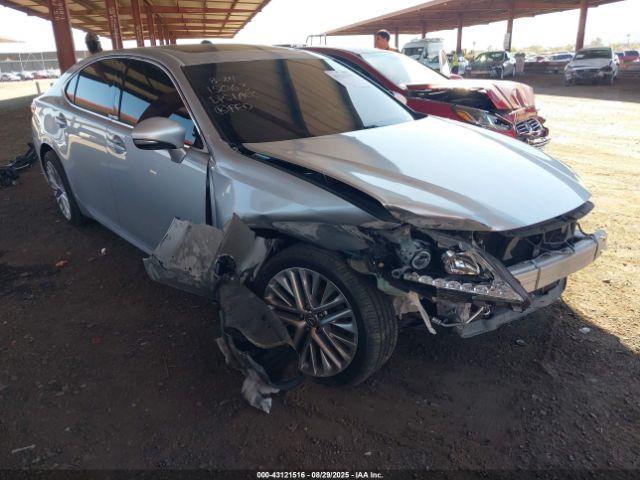  Salvage Lexus Es