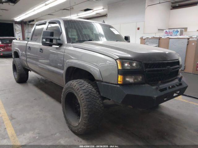  Salvage Chevrolet Silverado 2500