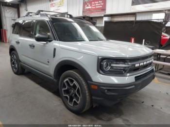  Salvage Ford Bronco