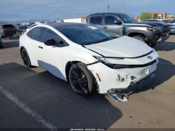  Salvage Toyota Prius