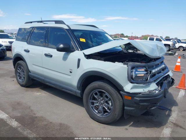  Salvage Ford Bronco