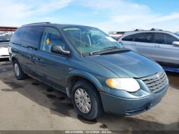  Salvage Chrysler Town & Country