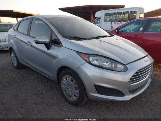  Salvage Ford Fiesta