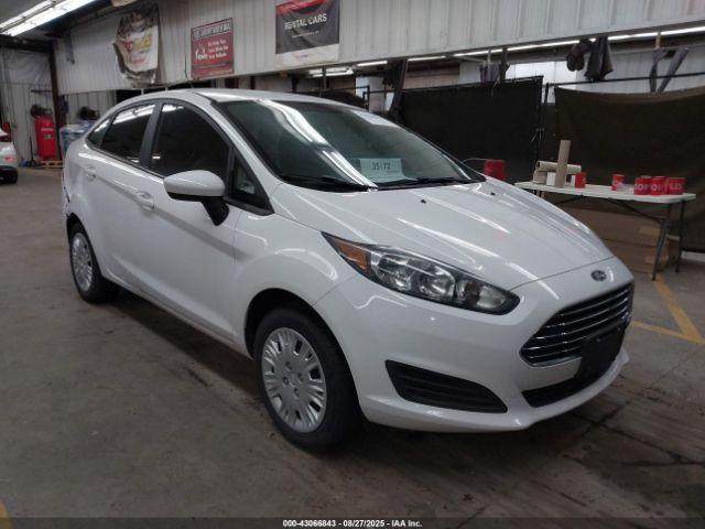  Salvage Ford Fiesta