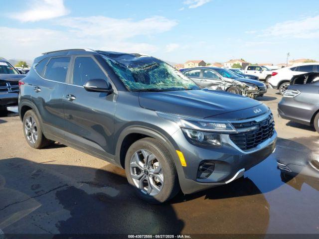  Salvage Kia Seltos