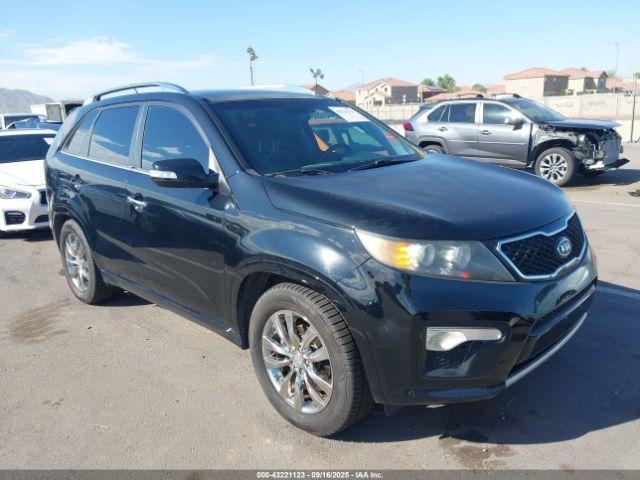  Salvage Kia Sorento