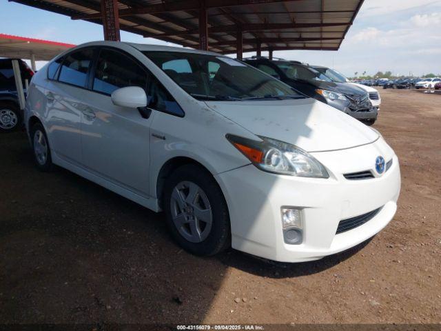  Salvage Toyota Prius