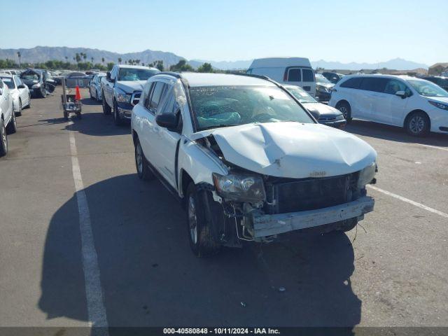  Salvage Jeep Compass