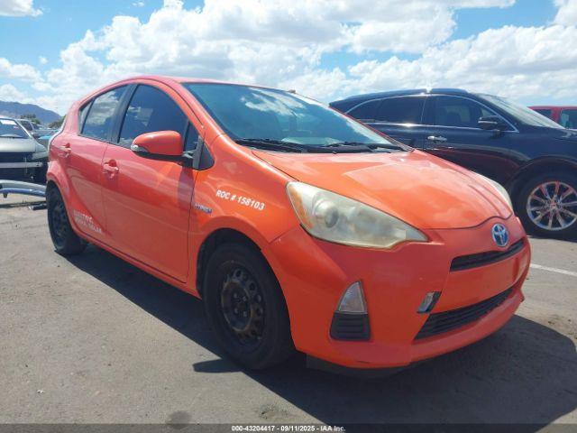  Salvage Toyota Prius c
