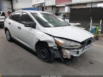  Salvage Ford Focus