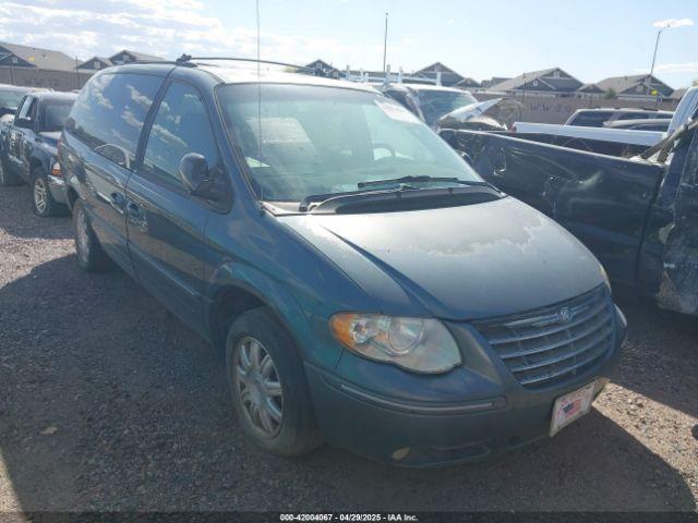  Salvage Chrysler Town & Country