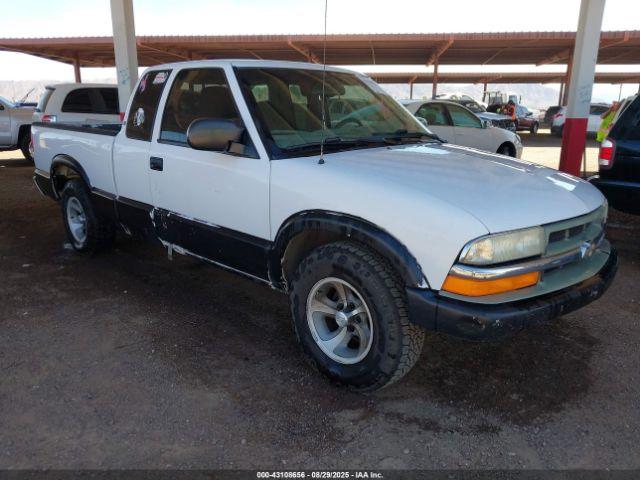  Salvage Chevrolet S-10