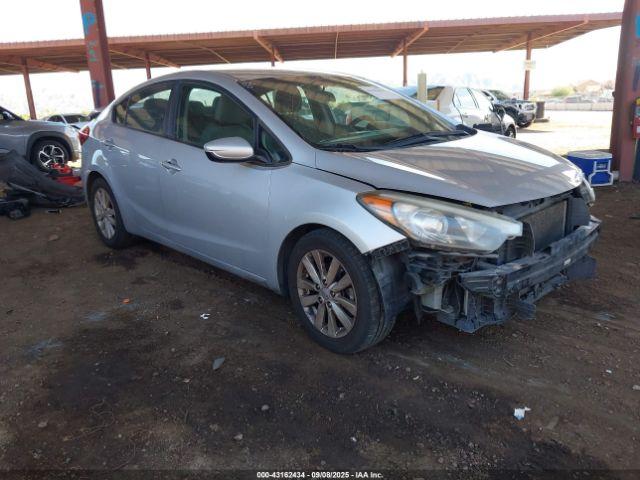  Salvage Kia Forte