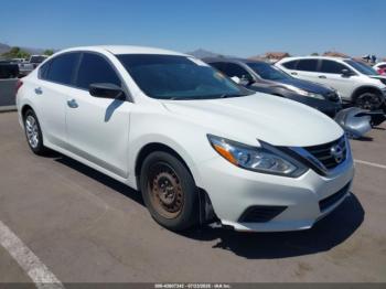  Salvage Nissan Altima