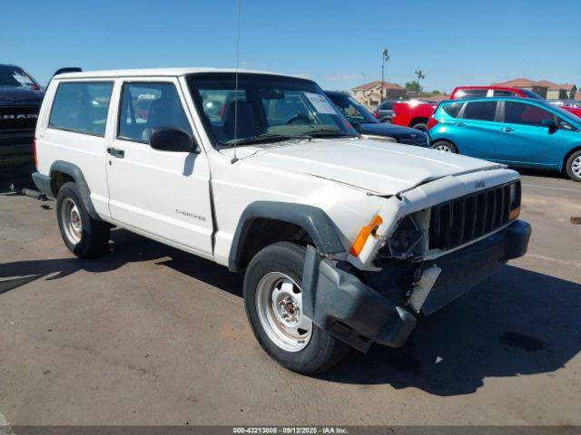  Salvage Jeep Cherokee