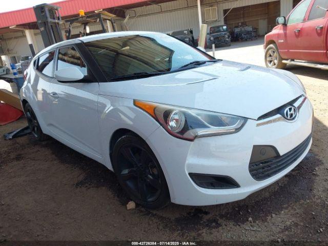  Salvage Hyundai VELOSTER