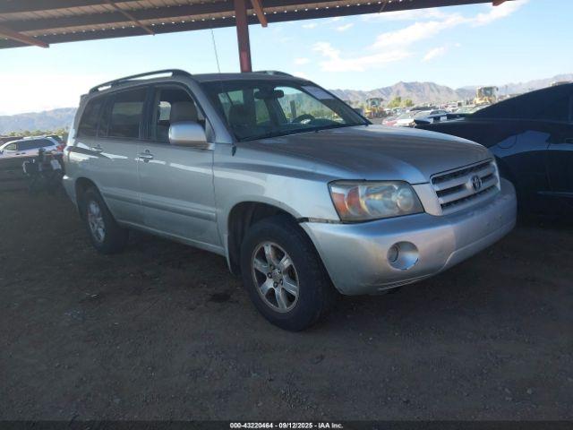  Salvage Toyota Highlander