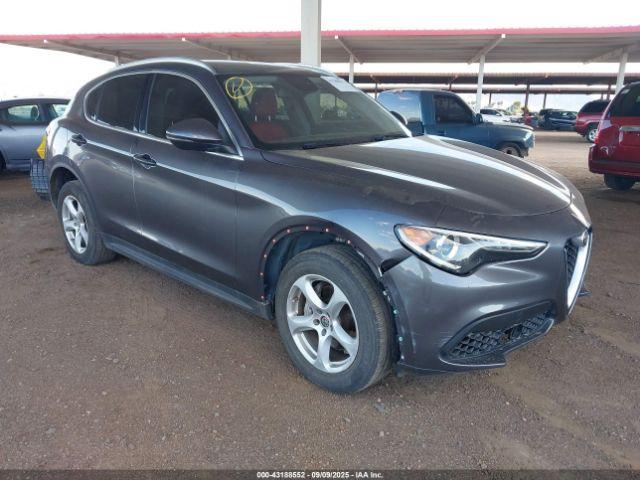  Salvage Alfa Romeo Stelvio