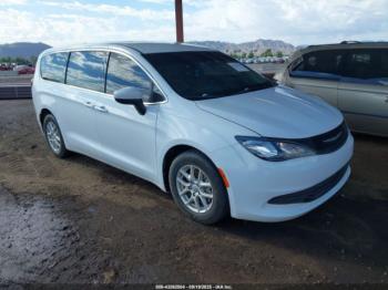  Salvage Chrysler Pacifica