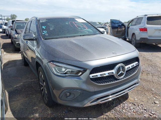  Salvage Mercedes-Benz GLA