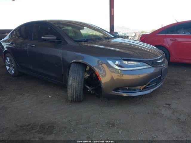  Salvage Chrysler 200