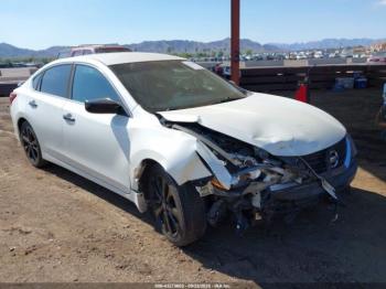  Salvage Nissan Altima