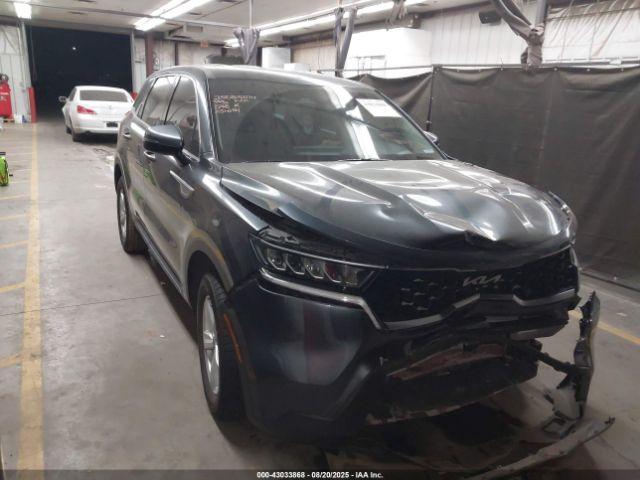  Salvage Kia Sorento