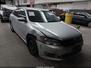  Salvage Volkswagen Passat