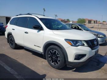  Salvage Nissan Pathfinder