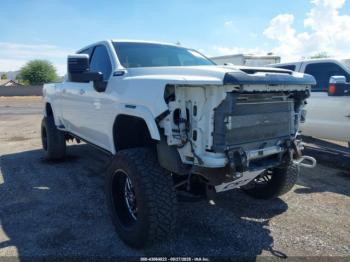  Salvage General Motors Sierra 3500HD