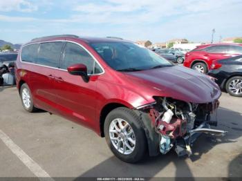  Salvage Chrysler Voyager