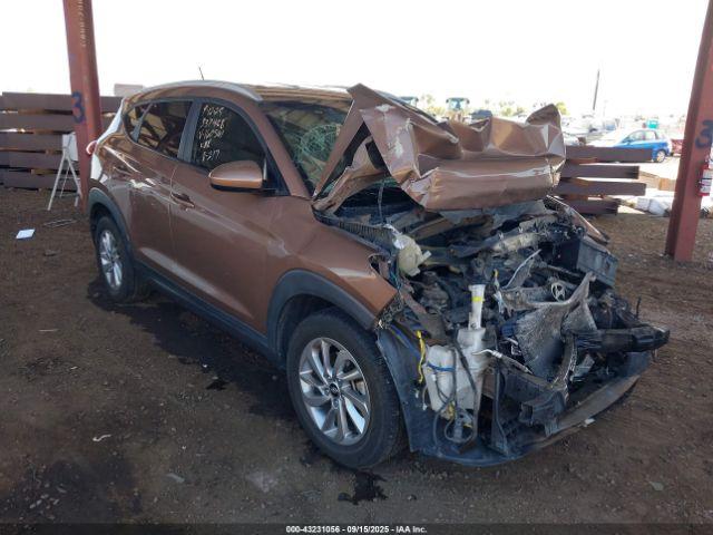  Salvage Hyundai TUCSON