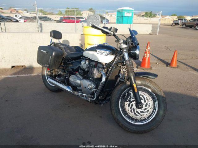  Salvage Triumph Motorcycle Speedmaster