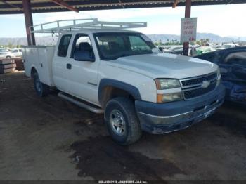  Salvage Chevrolet Silverado 2500