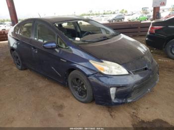  Salvage Toyota Prius