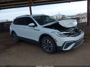  Salvage Volkswagen Tiguan