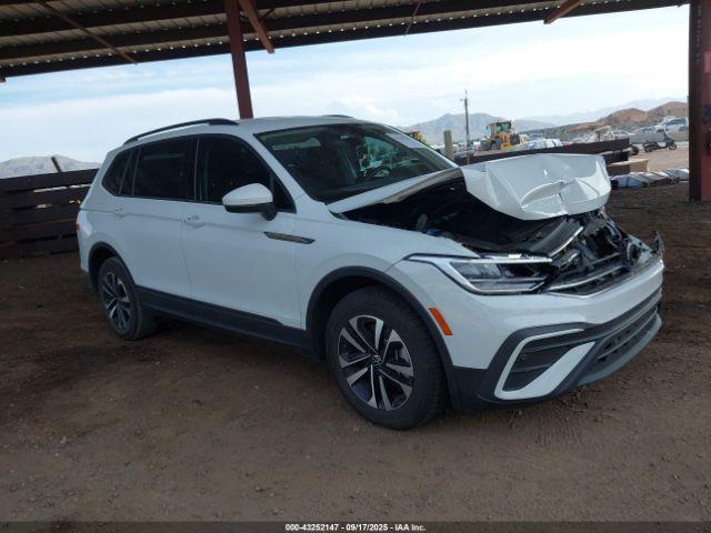  Salvage Volkswagen Tiguan