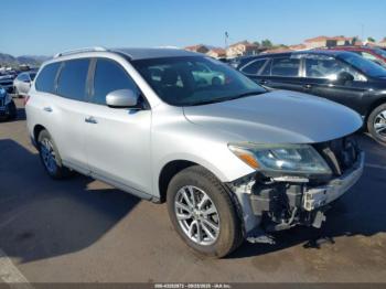  Salvage Nissan Pathfinder