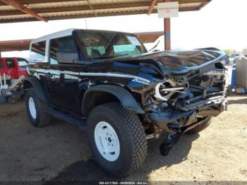  Salvage Ford Bronco