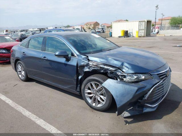  Salvage Toyota Avalon