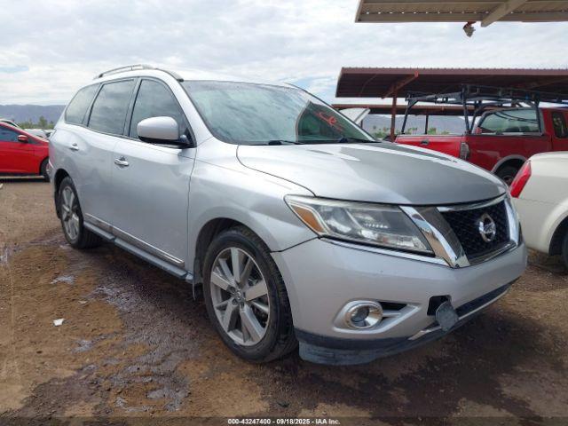  Salvage Nissan Pathfinder