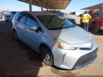  Salvage Toyota Prius v