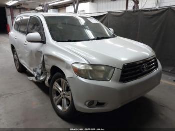  Salvage Toyota Highlander