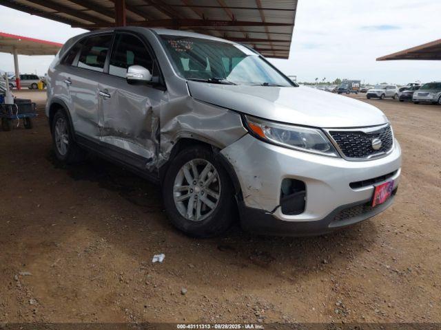  Salvage Kia Sorento