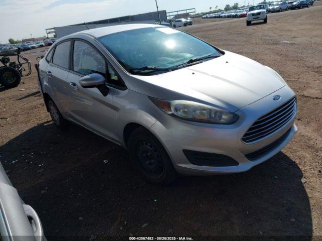  Salvage Ford Fiesta