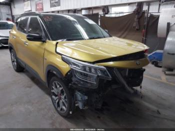  Salvage Kia Seltos